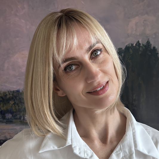 Theodora - Wigyy Ash Blonde Straight Layered Wigs